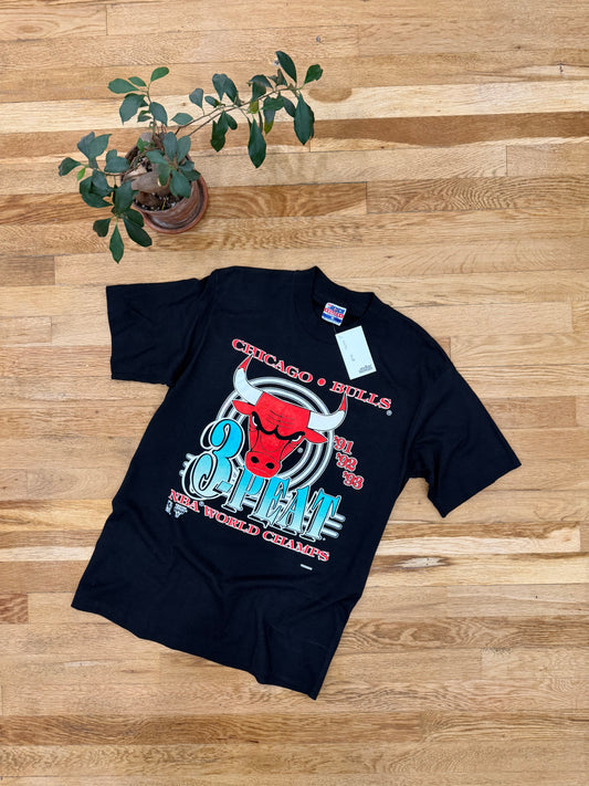 90’s Bulls 3 Peat Tee-Med