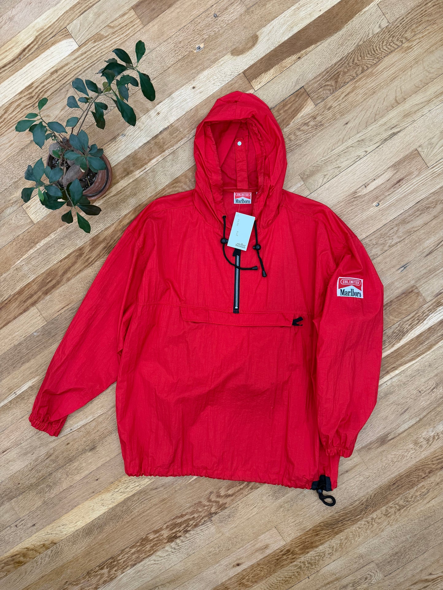 90’s Marlboro Packable Anorak-Large