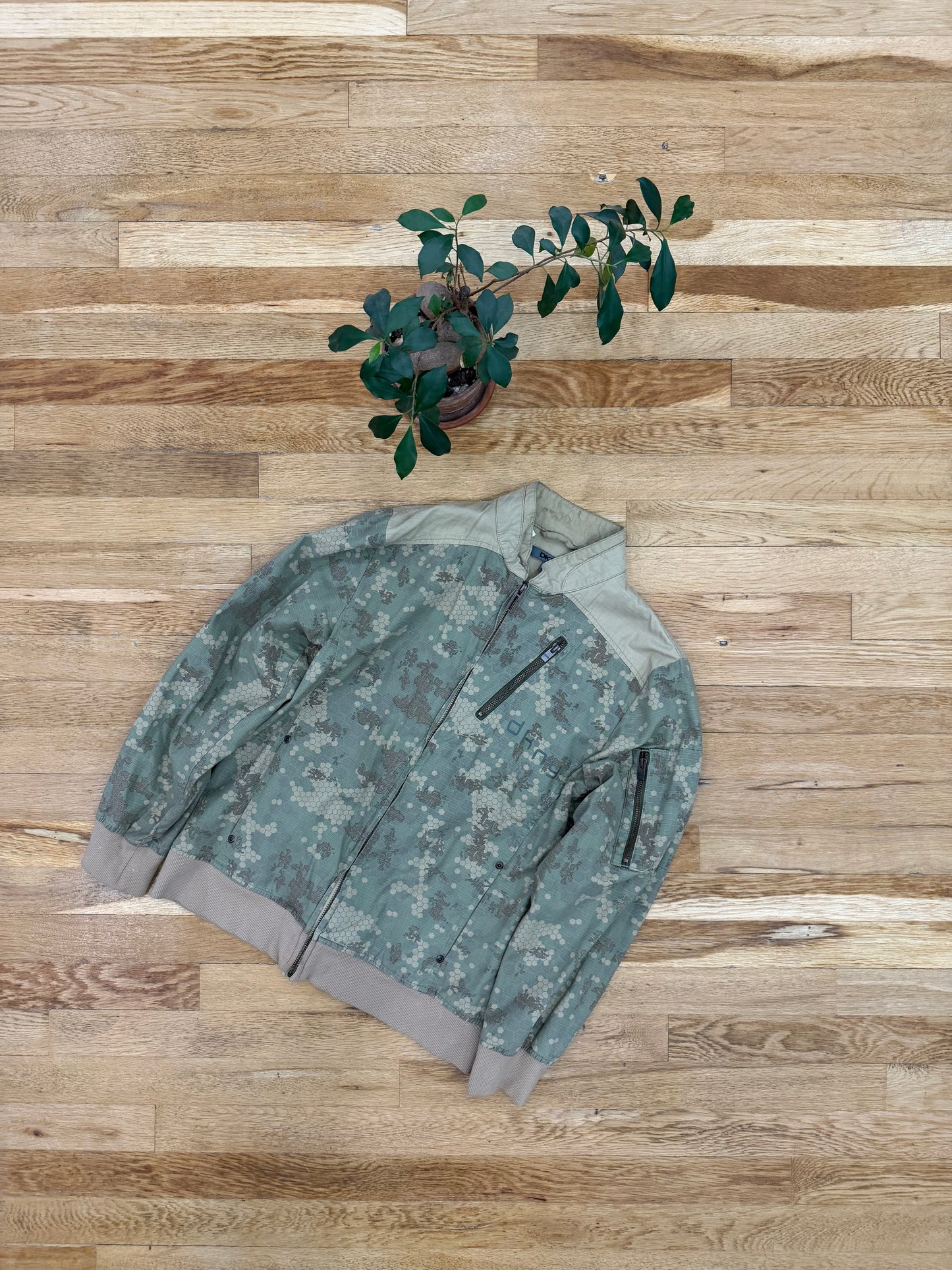 Y2K DKNY Camo Jacket-Large