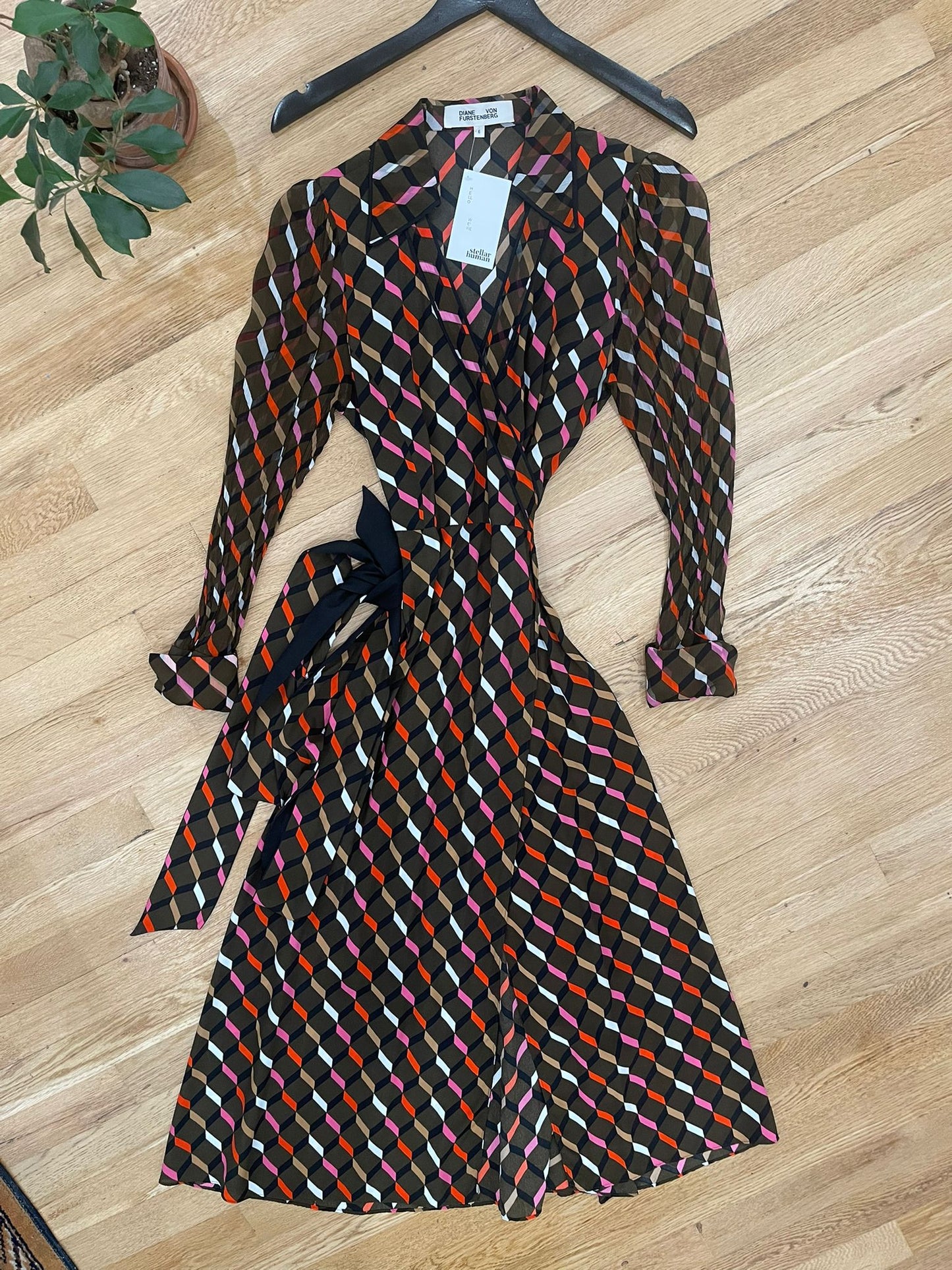 DVF Wrap Dress-Size 6