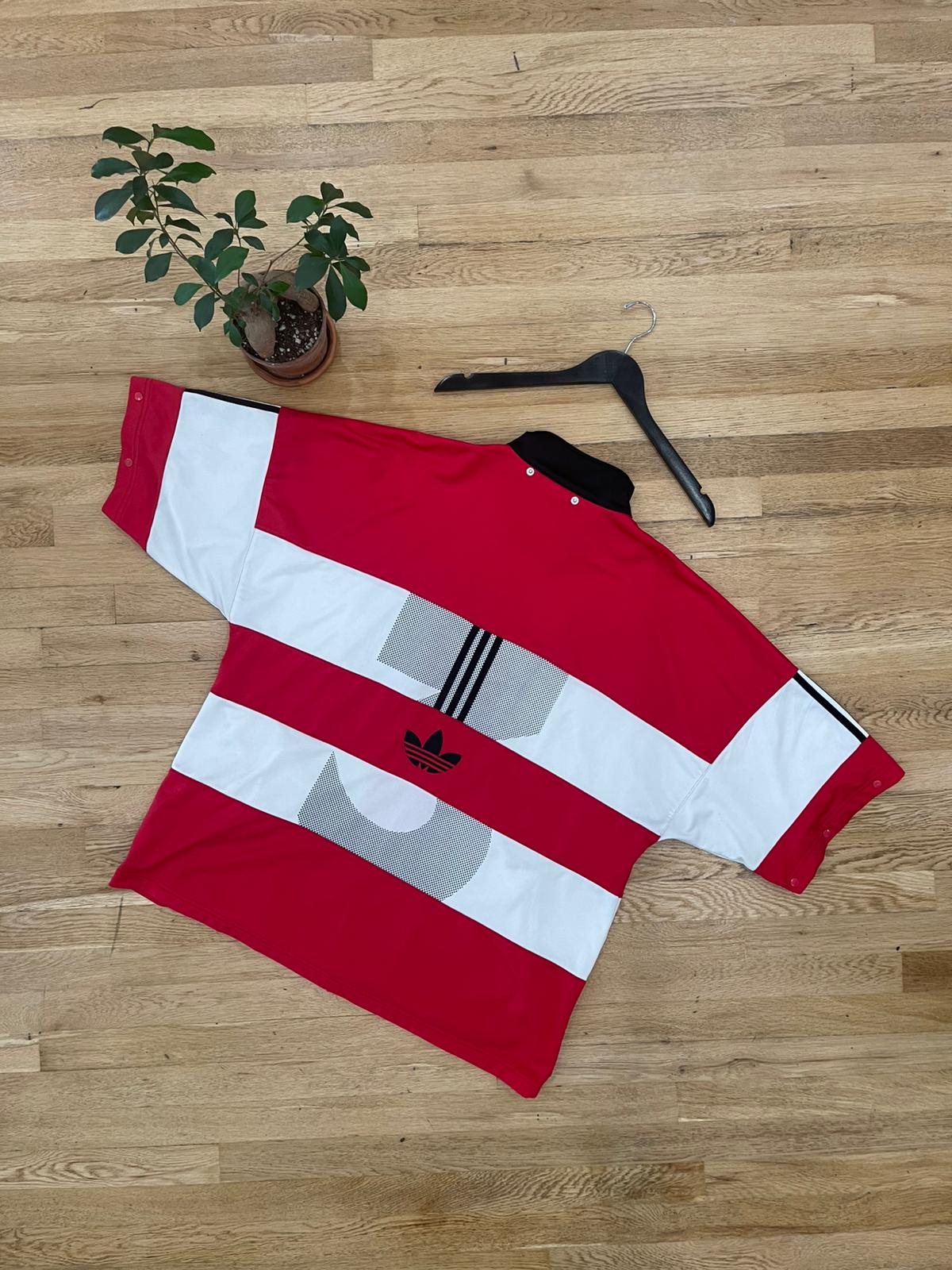 Adidas short sleeve track jacket (28x34)